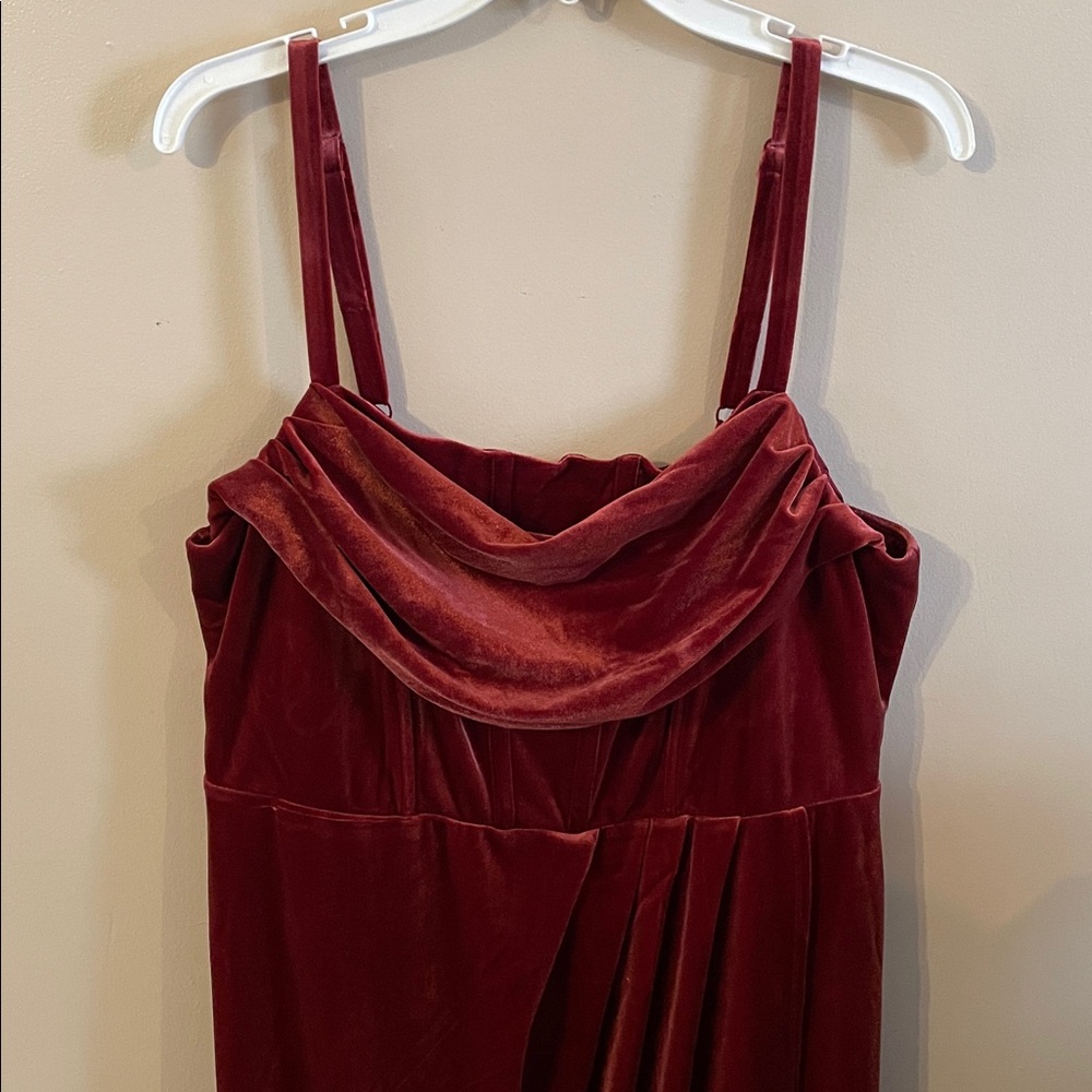 Midi Velvet Bustier Tulip Dress - Picture 5 of 12